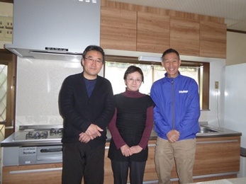 ２回目のご依頼でキッチンの交換工事をさせて頂いたお客様です。