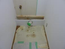 千葉市花見川区　エステホーム　トイレリフォーム　施工中