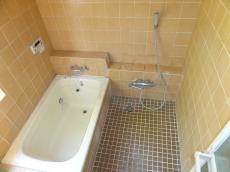 エステホーム　千葉市　お風呂改修工事　施工前