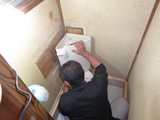 エステホーム　千葉市緑区　トイレリフォーム　施工中