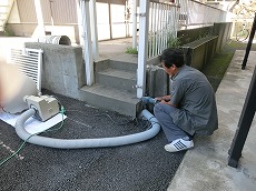 千葉市中央区　Ｓ様アパート通用口門扉工事　施工事例　施工中