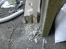 千葉市中央区　Ｓ様アパート通用口門扉工事　施工事例　施工中