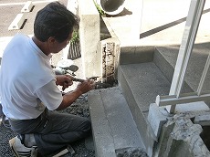 千葉市中央区　Ｓ様アパート通用口門扉工事　施工事例　施工中