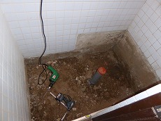 市原市　Ｓ様邸　和式トイレリフォーム工事　施工事例　施工中