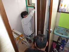 市原市　Ｓ様邸　和式トイレリフォーム工事　施工事例　施工中