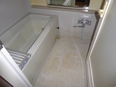 エステホームへ　千葉市花見川区　浴室改修工事施工事例　施工前