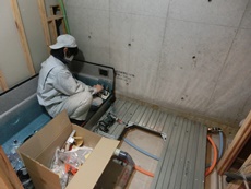 エステホームへ　千葉市花見川区　浴室改修工事施工事例　施工中