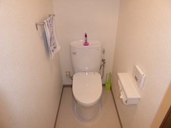 エステホーム　千葉市花見川区　H様邸　トイレ施工後