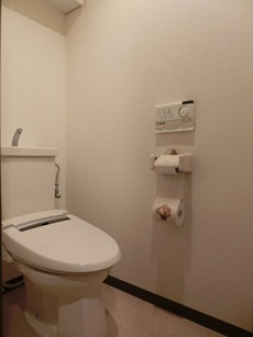 エステホーム　千葉市中央区　U様邸　トイレ改修工事　施工前